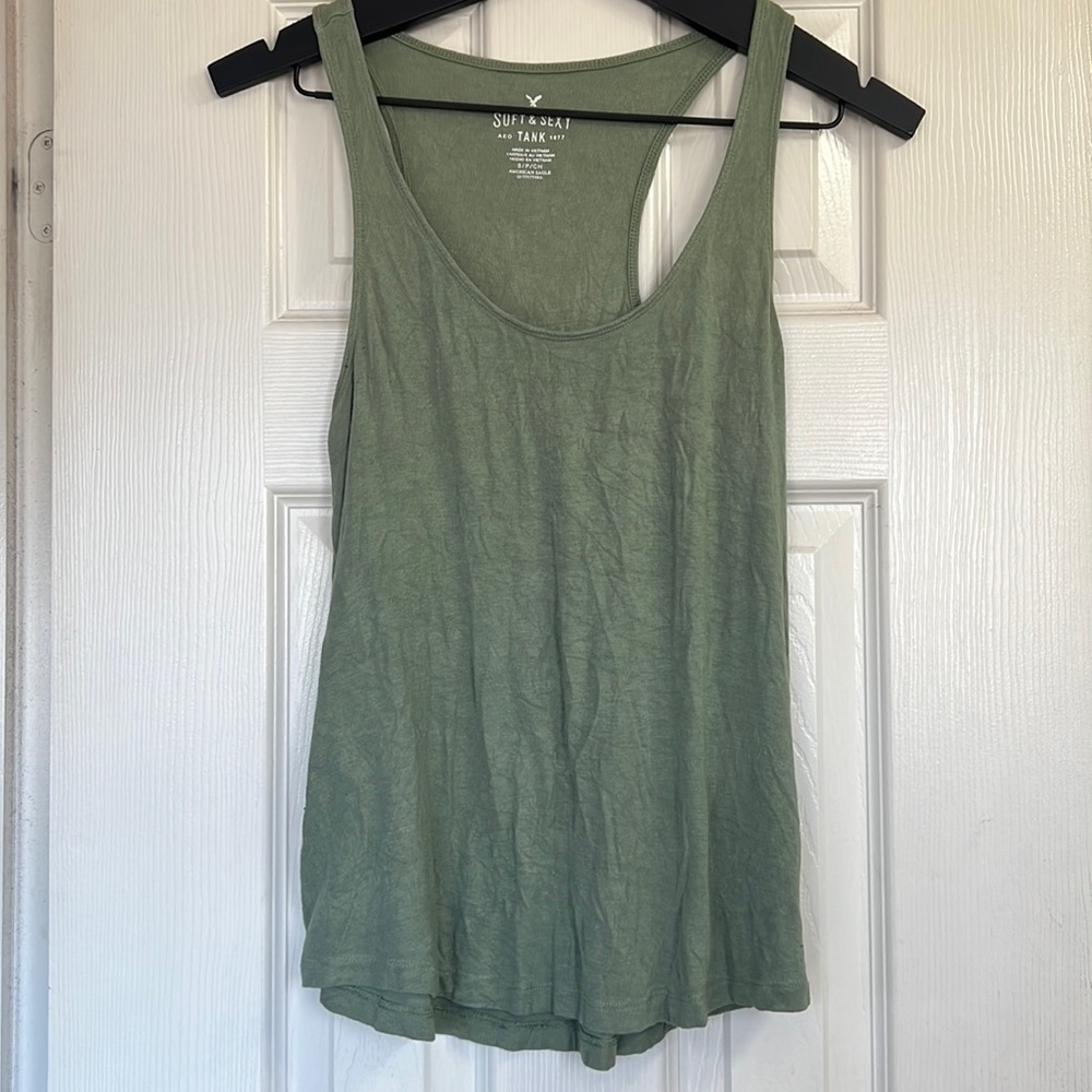 American Eagle tank size small